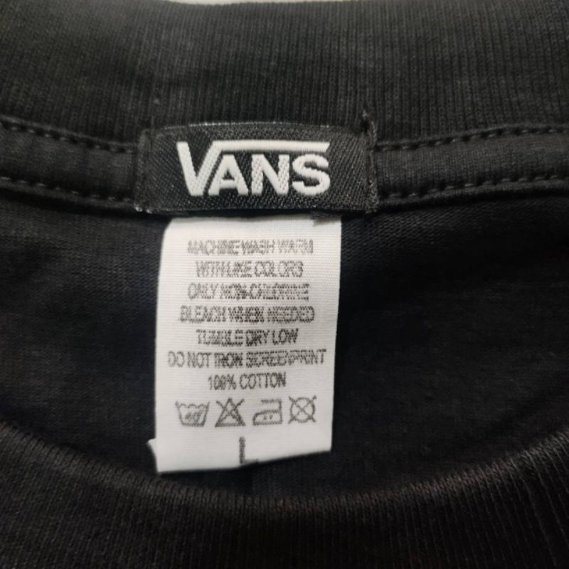 มีความสุข-เสื้อยืด-stranger-things-x-vans-เสื้อยืด-vans