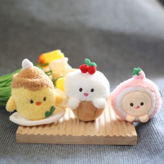 ตุ๊กตาไก่สีเหลืองน่ารัก จี้ตุ๊กตาของเล่นตุ๊กตาการ์ตูนสร้างสรรค์ สตรอเบอร์รี่ พีช กระเป๋าจี้ตุ๊กตา