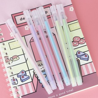 ปากกาลูกลื่น เนื้อแมตต์ คาร์บอน ลายการ์ตูนน่ารัก ขนาด 0.5 มม. สีดํา