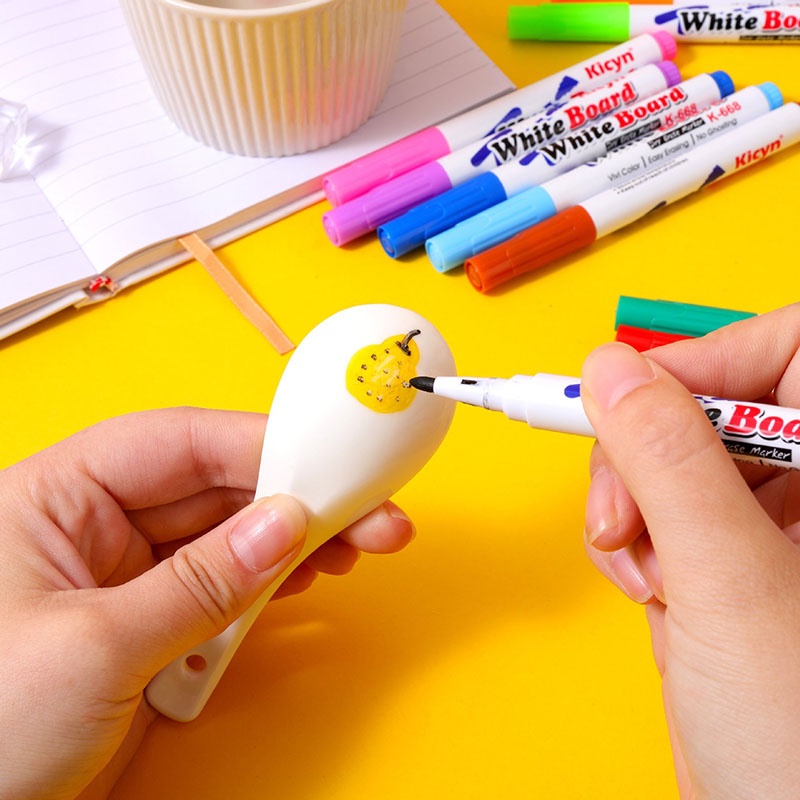 12-ชิ้น-ปากกาลอยน้ํา-เมจิก-ระบายสีน้ํา-ปากกา-เครื่องเขียนนักเรียน-พู่กันสี-ไวท์บอร์ด-มาร์กเกอร์-ปากกาหมึกลอย-doodle-ปากกาน้ํา-montessori-การศึกษาปฐมวัย-ของเล่นอุปกรณ์ศิลปะ
