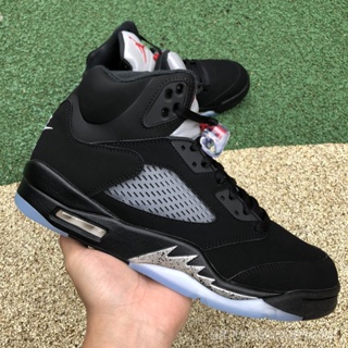 【GD Top quality】Air Jordan 5 OG เมทัลลิก สีดํา 845035-003 Aj5 รองเท้าผ้าใบ สีดํา สีเงิน สําหรับผู้ชาย MJEK