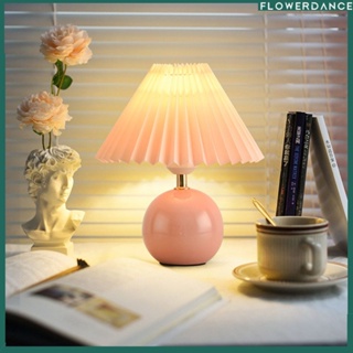 นอร์ดิก Usb สร้างสรรค์โคมไฟจีบโคมไฟย้อนยุคฐานเซรามิกโคมไฟข้างเตียงห้องนอนข้างเตียงโฮมสเตย์คาเฟ่ตกแต่งโคมไฟ Led โคมไฟตั้งโต๊ะ Flowerdance