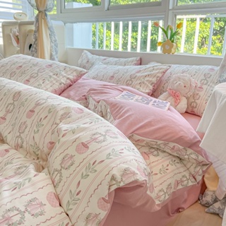 4 IN 1 ชุดเครื่องนอน ผ้าปูที่นอน ปลอกหมอน ผ้านวม ลายดอกไม้ ขนาดเล็ก สีชมพู ควีนไซซ์ คิงไซซ์