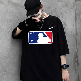 เสื้อยืดคุณภาพดี    วัยรุ่นค้างคาวแฟน ๆ MLB ตีเบสบอลเบสบอลโลโก้ร่วมสะโพก Hopple Baseshirt แขนสั้นคอกลมเสื้อยืด