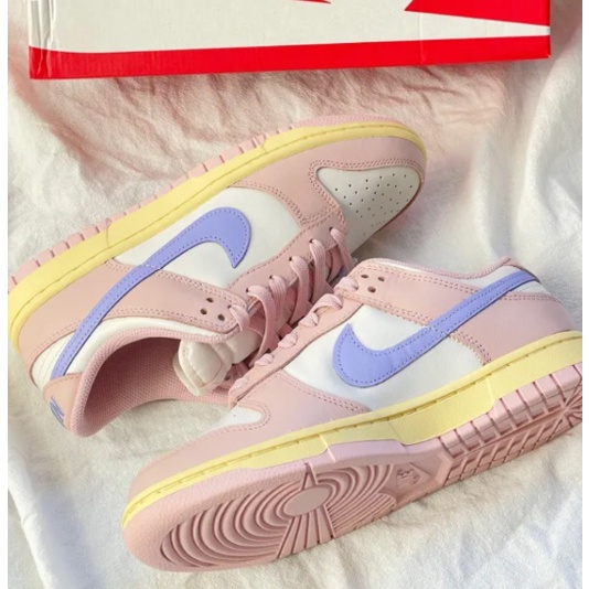 รองเท้าผ้าใบ-nike-dunk-low-pink-oxford