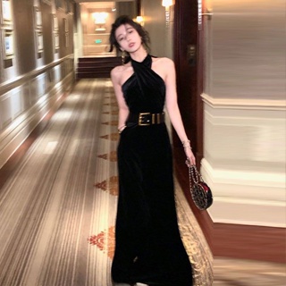 From a high-end feeling French wide leg pants velvet black hanging neck backless jumpsuit waist slim women