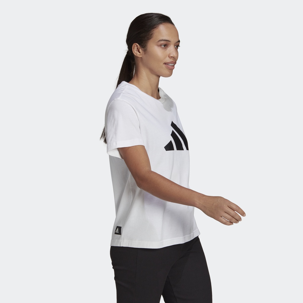 adidas-ไลฟ์สไตล์-เสื้อยืด-adidas-sportswear-future-icons-ผู้หญิง-สีขาว-he0301