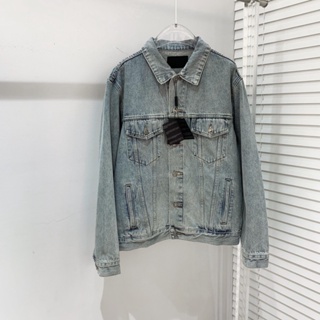 SUWK PRA * A 2023 spring and summer new light blue couple denim coat back Do Old English letters logo stereo embroidery 1