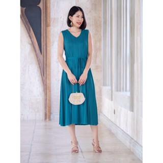 2MUAY PLEAT เดรสอัดพลีทคุณภาพ V NECK FLARED PLEAT DRESS รุ่น GJO8555 5สี FREE SIZE