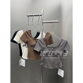 สาวเสื้อคอกลม 2023 คอลเล็คชั่นใหม่สไตล์เกาหลี ดีไซน์ลายพิมพ์ลายด้วยลายพิมพ์ลายน้ําแข็งในเสื้อยืดแขนสั้นลายพิมพ์ลายหิมะ ลายพิมพ์ลายพิมพ์ลายเกาหลีใหม่ในฤดูร้อน
