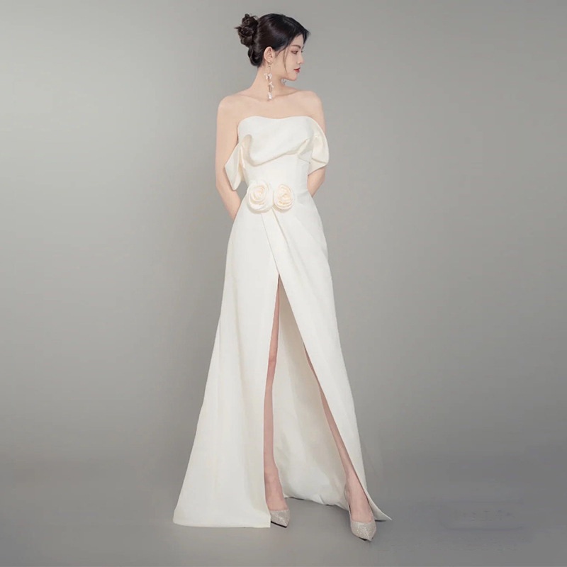 ชุดแต่งงานฝรั่งเศสแบบเรียบง่ายผ้าซาตินแฟชั่นเจ้าสาวริมทะเลสนามหญ้างานแต่งงานชุดฮันนีมูนสีขาว