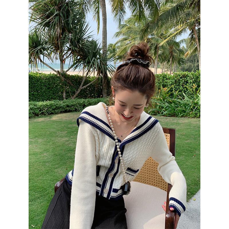 พร้อมส่ง เสื้อไหมพรมแขน คอวีกระดุมด้านหน้าน่ารักคิ้วมาก | Shopee Thailand