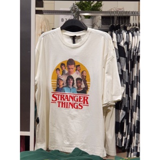 Stranger Things เสื้อยืด hm   ผู้ชายและผู้หญิงพลัสขนาดหลวมแขนสั้นด้านบนแฟชั่นลำลองเสื้อยืด_01