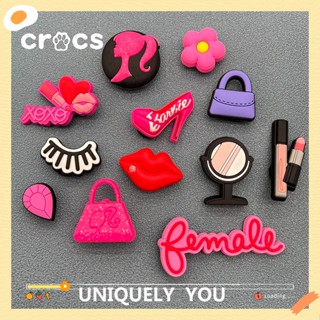 Crocs jibbitz น่ารัก ตุ๊กตาบาร์บี้ สีชมพู รูรองเท้า หัวเข็มขัด Crocs เสน่ห์ สนุก รองเท้าแตะ DIY ตกแต่งหัวเข็มขัด สาวแฟชั่น รองเท้าดอกไม้