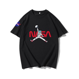 【hot sale】เสื้อยืดแขนสั้น ผ้าฝ้าย ทรงหลวม ลาย Nasa แฟชั่นฤดูร้อน สไตล์ญี่ปุ่น สําหรับผู้ชาย และผู้หญิง
