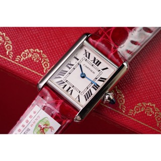 พรี​ ราคา10400 Cartier tank must ไซส์​เล็ก หนังแท้ เพชร​นาฬิกา​ผู้หญิง​ นาฬิกาควอตซ์ silver 29.5*22