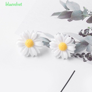 BLUEVELVET เครื่องประดับ ต่างหู รูปดอกเดซี่น่ารัก แบบเรียบง่าย สไตล์คลาสสิก