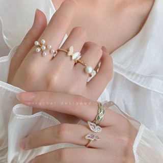 Baroque Pearl Ring female ins Minority Design Advanced sense White Fritillaria adjustable index finger ring retro ring