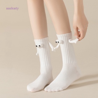 Aasleaty ถุงเท้าผ้าฝ้าย แบบนิ่ม มีแม่เหล็ก สวมใส่สบาย สไตล์เกาหลี สีขาว สีดํา สําหรับคู่รัก