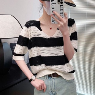 เสื้อกันหนาว คอวี แขนสั้น ลายทาง สีตัดกัน ขนาดใหญ่ เข้ากับทุกการแต่งกาย แฟชั่นฤดูร้อน สําหรับผู้หญิง