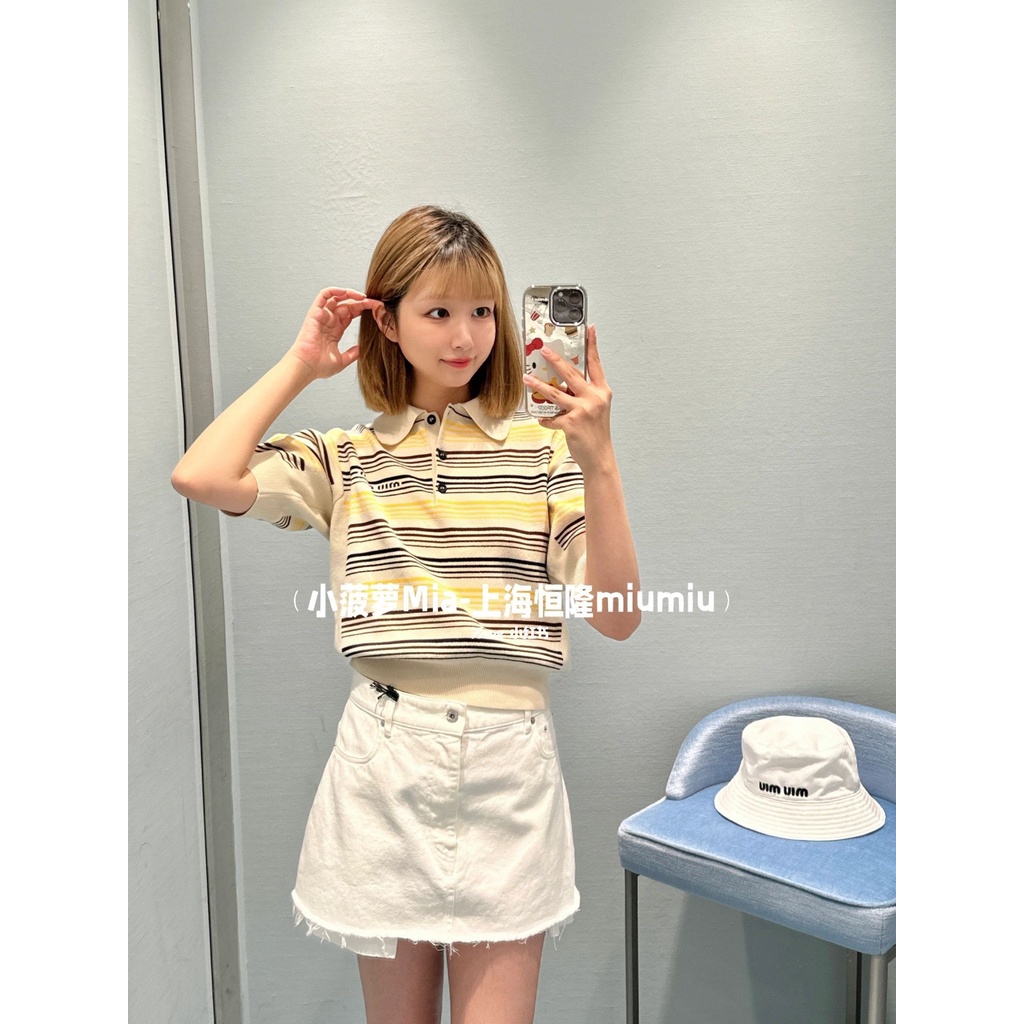 uc51-miu-miu-2023-spring-and-summer-new-contrast-color-design-striped-polo-collar-top-womens-short-sleeved-knitwear-fashion-all-match-women