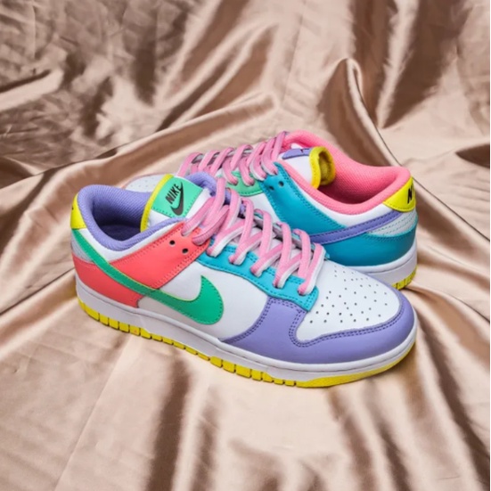nike-dunk-low-se-easter-candy-รองเท้าผ้าใบ-dd1872-100