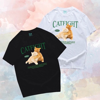 📦พร้อมส่ง เสื้อ แมวสู้กัน เสื้อ CATFIGHT  มีทั้งขาวและดำ cotton 100% T-shirt