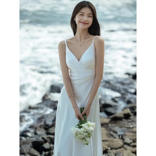 ชุดแต่งงานผ้าซาติน เรียบง่าย ใหม่ แขนกุด แฟชั่น เจ้าสาว ริมทะเล สนามหญ้า งานแต่งงาน ฮันนีมูน ท่องเที่ยว ภาพถ่าย ชุดเดรสสีขาว