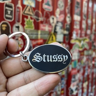 พร้อมส่ง STUSSY O.E. พวงกุญแจโลหะ รูปตัวอักษร สไตล์โกธิค อุปกรณ์เสริม สําหรับตกแต่งโทรศัพท์มือถือ