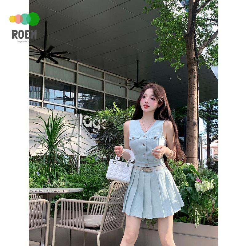 ชุดเสื้อแขนกุด-กระโปรงพลีท-เอวสูง-แฟชั่นฤดูร้อน