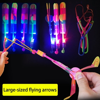 Outdoor Shining Rocket Flash LED Light Slingshot Elastic Helicopter Rotating Outdoor Flying Toy Arrow Party Gift Childrens Favor