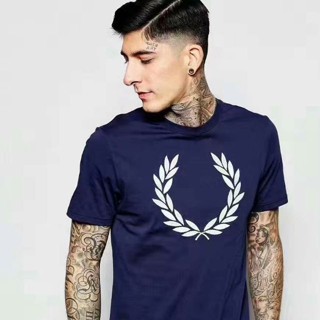 เสื้อทหาร เสื้อยืดแฟชั่น ORIGINAL Fred Perry T เสื้อ Tee Big โลโก้เย็บปักถักร้อย Baju FP Lelaki Tee