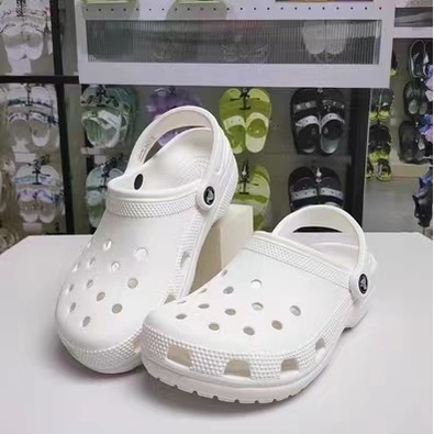 พร้อมส่ง-รองเท้าลำลองแฟชั่น-สไตล์-crocs-classic-clog-unisex-buy-1-pair-get-4-jibbitzs-free