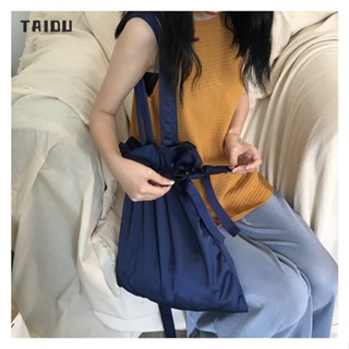 TAIDU ins กระเป๋าสะพายหูรูดสุดอินเทรนด์ กระเป๋าผ้าซาตินเรียบ เก๋ไก๋สไตล์ญี่ปุ่นและเกาหลี แฟชั่นที่เข้าได้กับทุกชุด การเดินทาง ความจุสูง