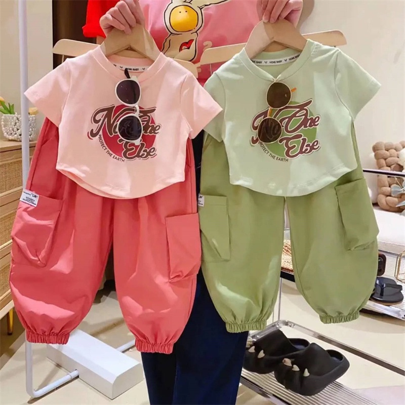 girls-summer-suit-2023-new-womens-summer-style-short-sleeved-overalls-two-sets-of-childrens-summer-t-shirts