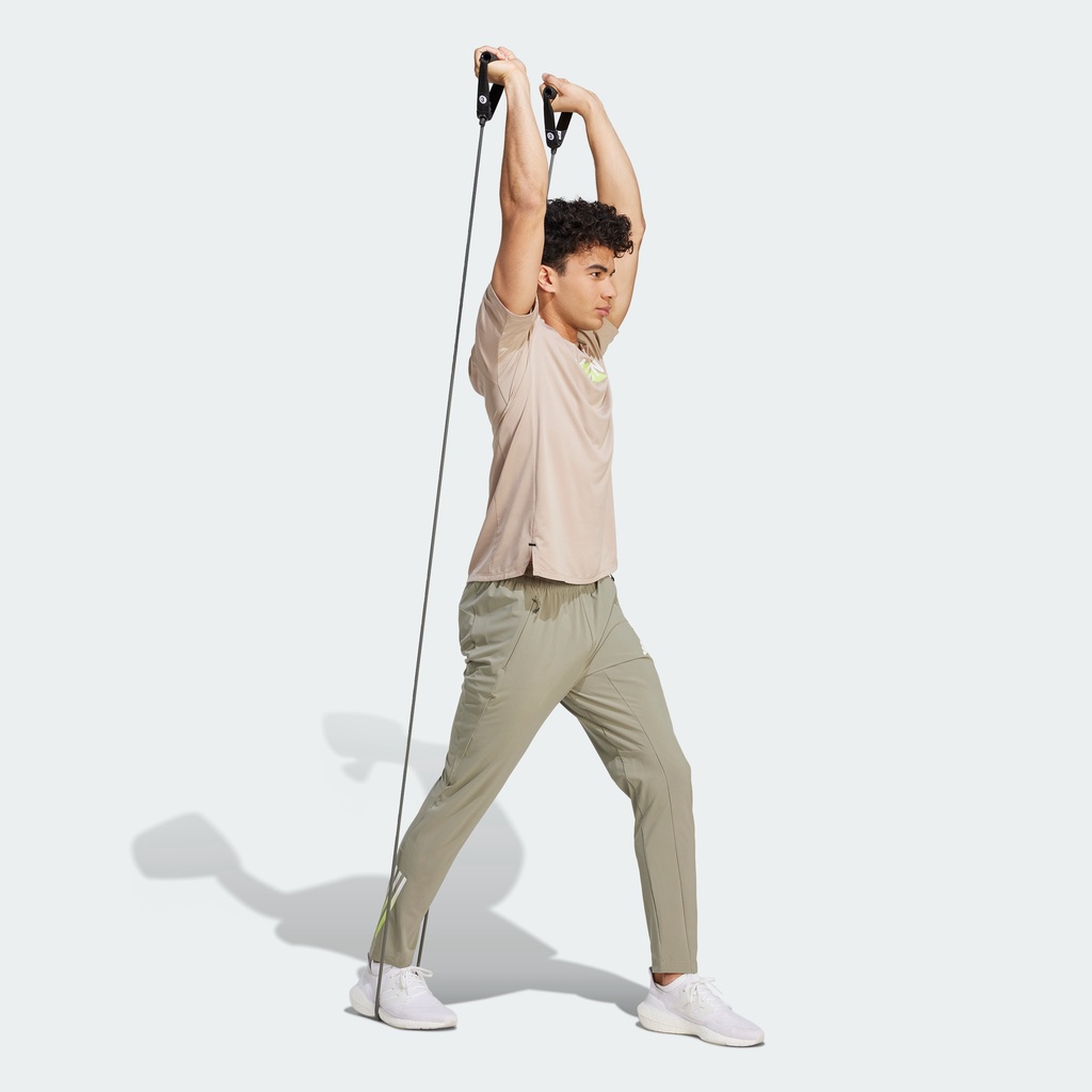 adidas-เทรนนิง-เสื้อยืดออกกำลังกายพิมพ์ลาย-designed-for-movement-ผู้ชาย-สีเบจ-hy0769