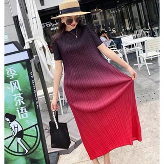 [lucky เสื้อผ้าผู้หญิง] Issey Miyake ชุดเดรสกระโปรงยาว ทรงเอ จับจีบ พิมพ์ลาย ไล่โทนสี แฟชั่นฤดูร้อน สําหรับสตรี 2023