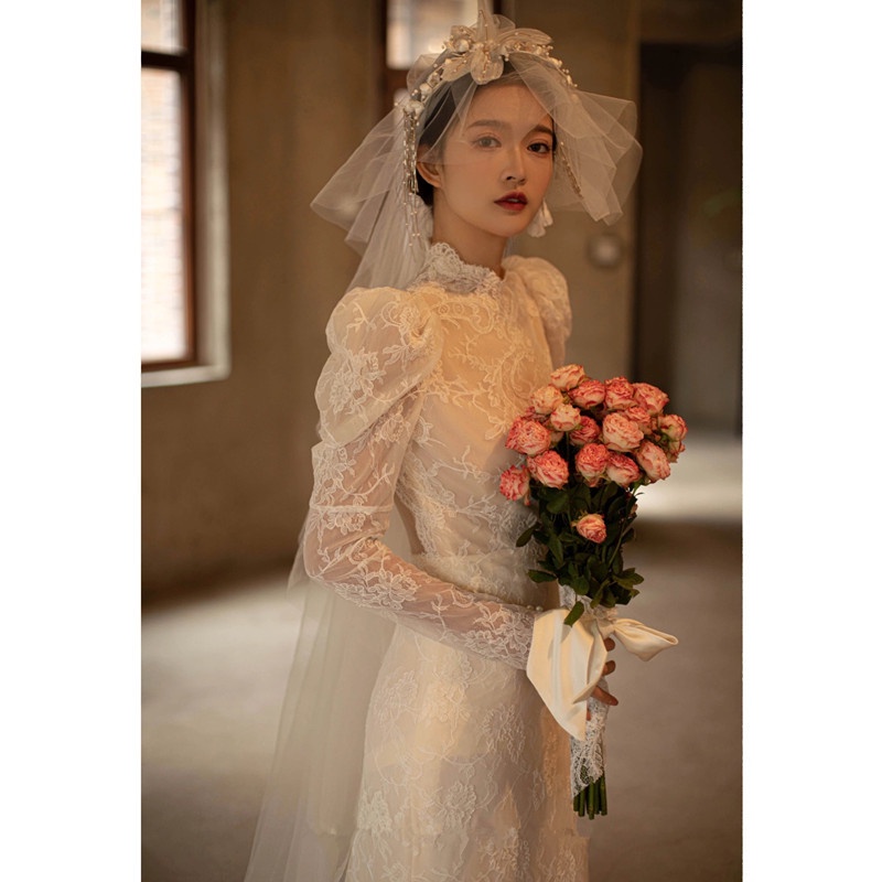 ชุดแต่งงานฝรั่งเศสแบบเรียบง่ายแขนยาวลูกไม้เจ้าสาวริมทะเลสนามหญ้างานแต่งงานฮันนีมูนแฟชั่นชุดยาวสีขาว