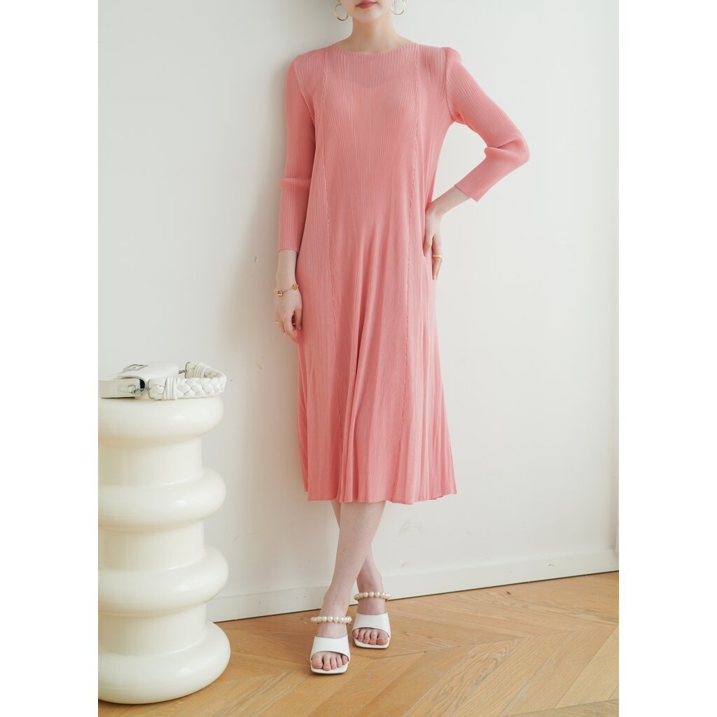 2muay-pleat-เดรสผู้หญิง-เดรสพลีทคุณภาพ-รุ่น-gjo3074-10สี-free-size-long-sleeve-flared-pleat-dress