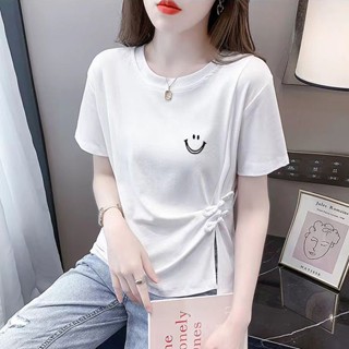 เสื้อยืดแขนสั้น ติดกระดุม ทรงไม่สม่ําเสมอ สีขาว สไตล์ตะวันตก แฟชั่นฤดูร้อน สําหรับผู้หญิง 2023