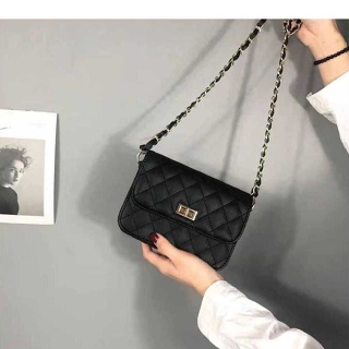 Xiaoxiangfeng Lingge chain bag female 2023 New style Satchel bag chic Mini Korean version small Square bag Student