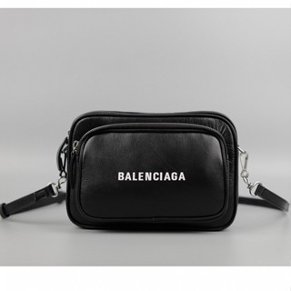 พรี​ ราคา4200 Balenciaga หนังวัว กระเป๋าสะพายข้าง กระเป๋าสะพาย22.5*5.5*15.5cm