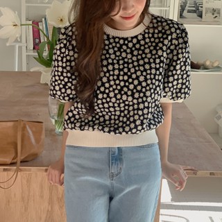 เสื้อกันหนาว คอกลม แขนสั้น แขนพัฟ แบบสวมหัว ลายดอกไม้ เข้ากับทุกการแต่งกาย สไตล์เกาหลี แฟชั่นฤดูใบไม้ผลิ สําหรับผู้หญิง