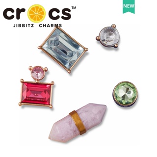 ภาพหน้าปกสินค้าJibbitz crocs charms อัญมณีซีรีส์โลหะรองเท้าหัวเข็มขัดรูรองเท้าเครื่องประดับสร้างสรรค์ DIY เครื่องประดับทับทิม ตัวติดรองเท้า crocs ที่เกี่ยวข้อง