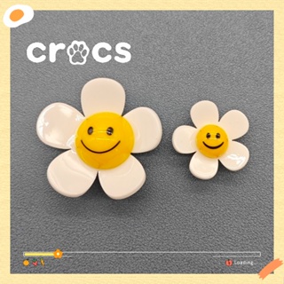 Crocs jibbitz รองเท้าแตะลําลอง ลายดอกไม้ หน้ายิ้ม แฟชั่นเกาหลี