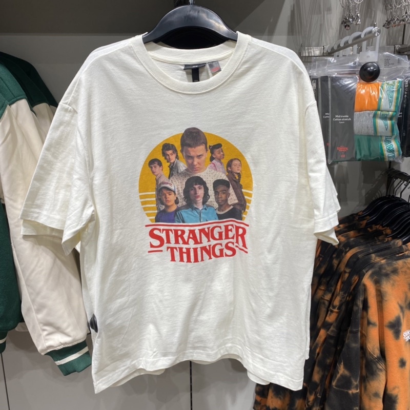 new-s-5xl-เสื้อยืด-พิมพ์ลาย-stranger-things-x-h-amp-m-original-store-01