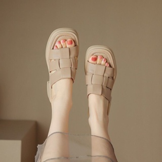 รองเท้าส้นตึก🍒รองเท้าแตะสไตล์เรียบง่าย แฟชั่นฤดูร้อน ใส่แล้วสวย รองเท้าที่จำเป็นของสาวๆ