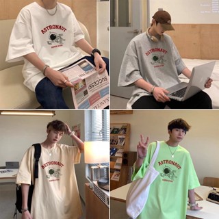 เสื้อยืดแขนสั้นลําลอง พิมพ์ลายนักบินอวกาศ เข้ากับทุกการแต่งกาย แฟชั่นฤดูร้อน สไตล์เกาหลี สําหรับผู้ชาย