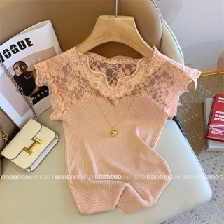 Vintage Beautiful Lace Knitted Vest Womens 2023 New Summer Gentle Sexy Tight Spice Girl Inner Base Shirt