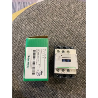 ราคาโรงงาน Magnetic Contactors LC1D12B7C  Coil 220V 